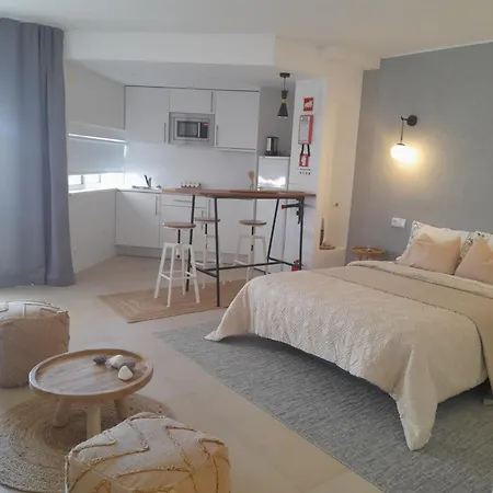 Apartamento 306, Armacao da Abobora